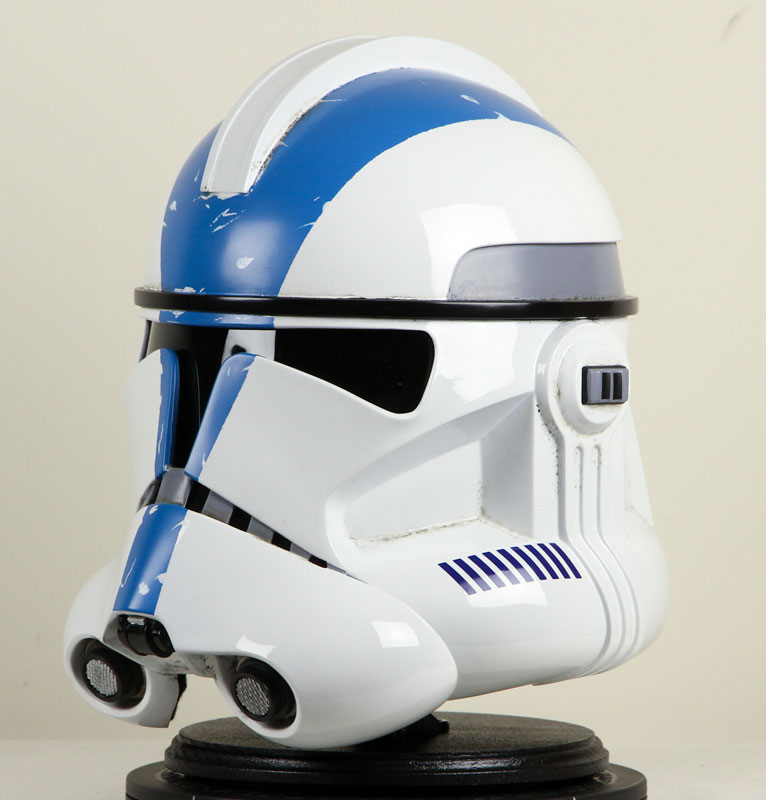 Denuo-Novo-Clone-Trooper-Phase-II-501st-Helmet-2.jpg