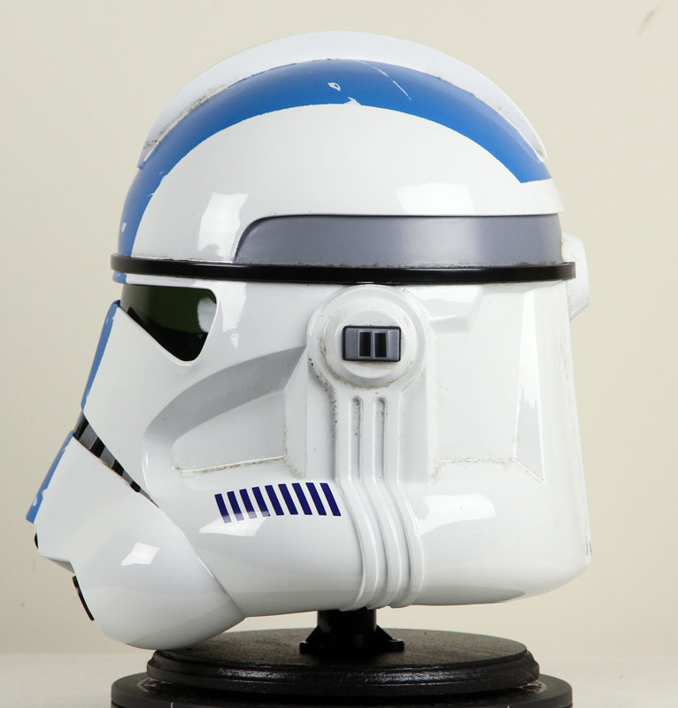 Denuo-Novo-Clone-Trooper-Phase-II-501st-Helmet-3.jpg