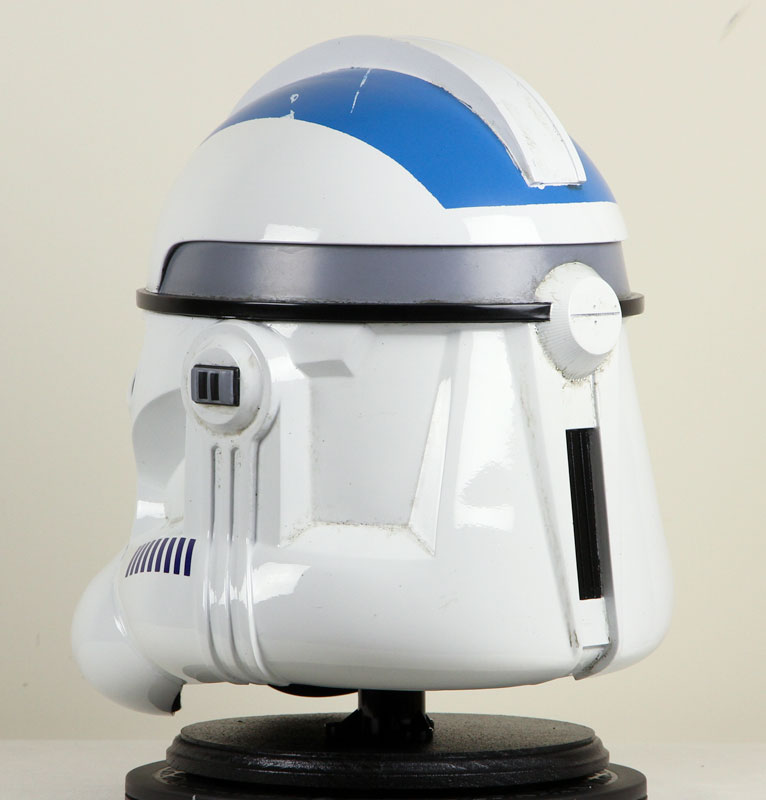 Denuo-Novo-Clone-Trooper-Phase-II-501st-Helmet-4.jpg