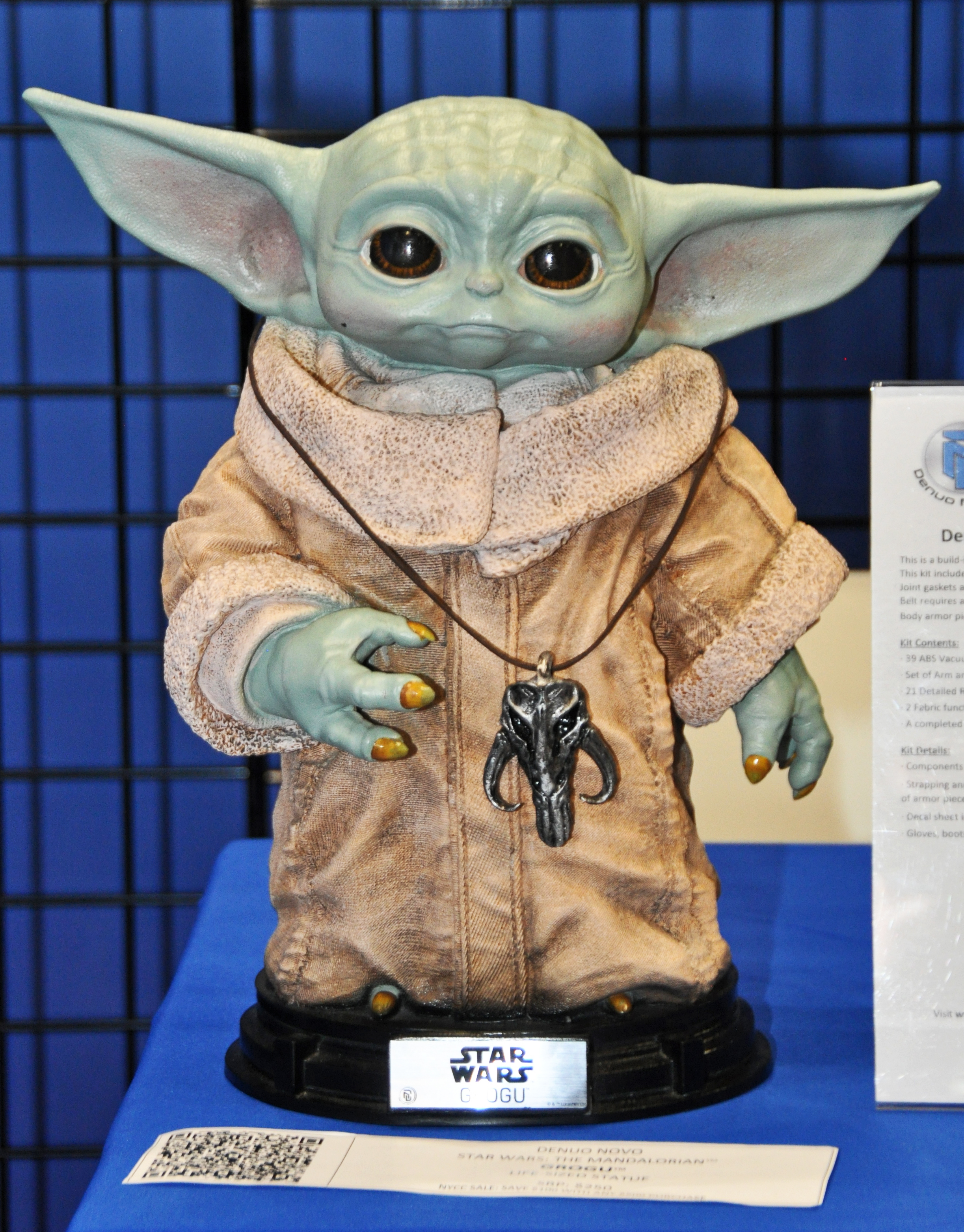 Denuo Novo Grogu Statue NYCC 2022.jpg