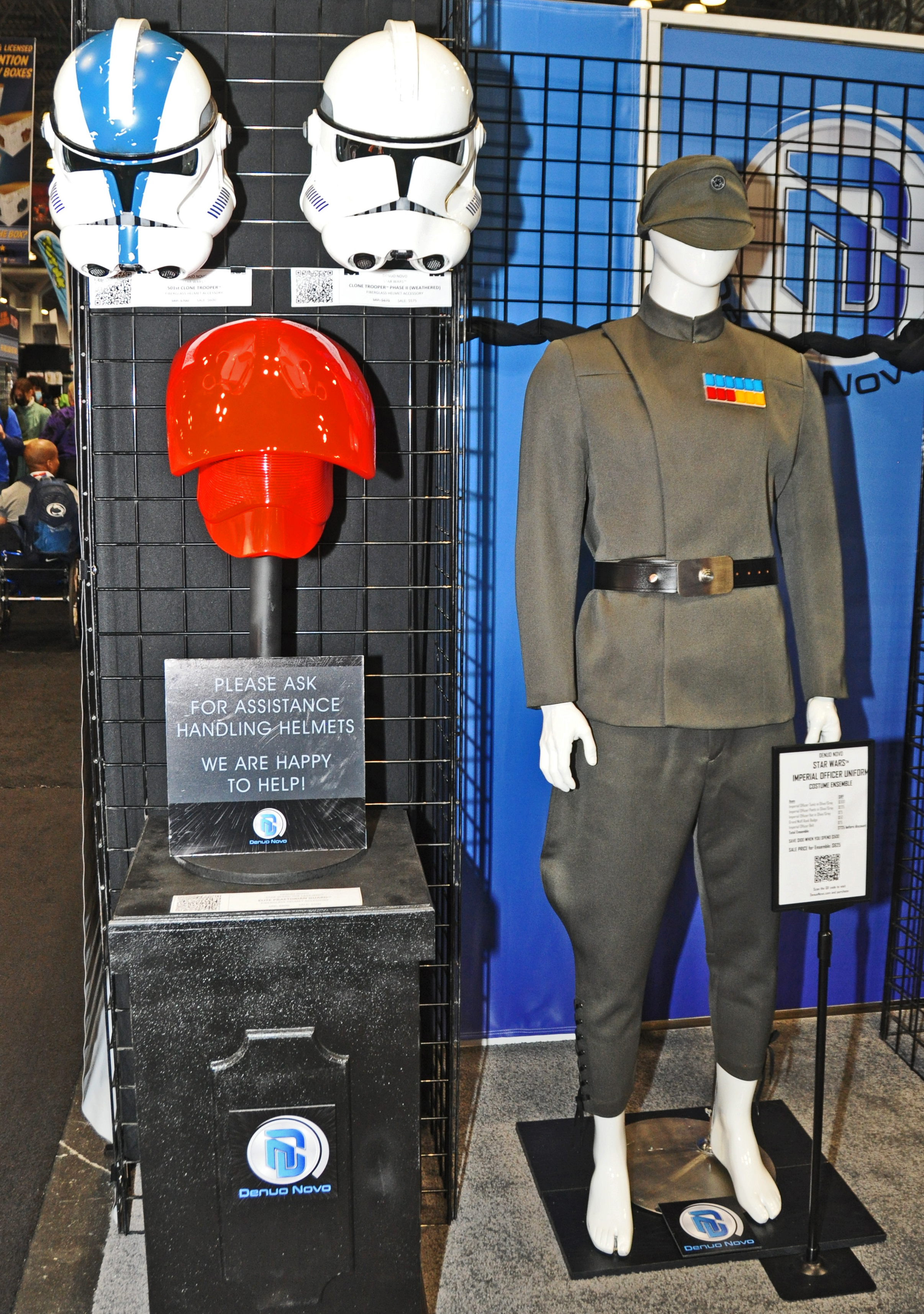 Denuo Novo Star Wars Imperian Officer Uniform NYCC 2022.jpg