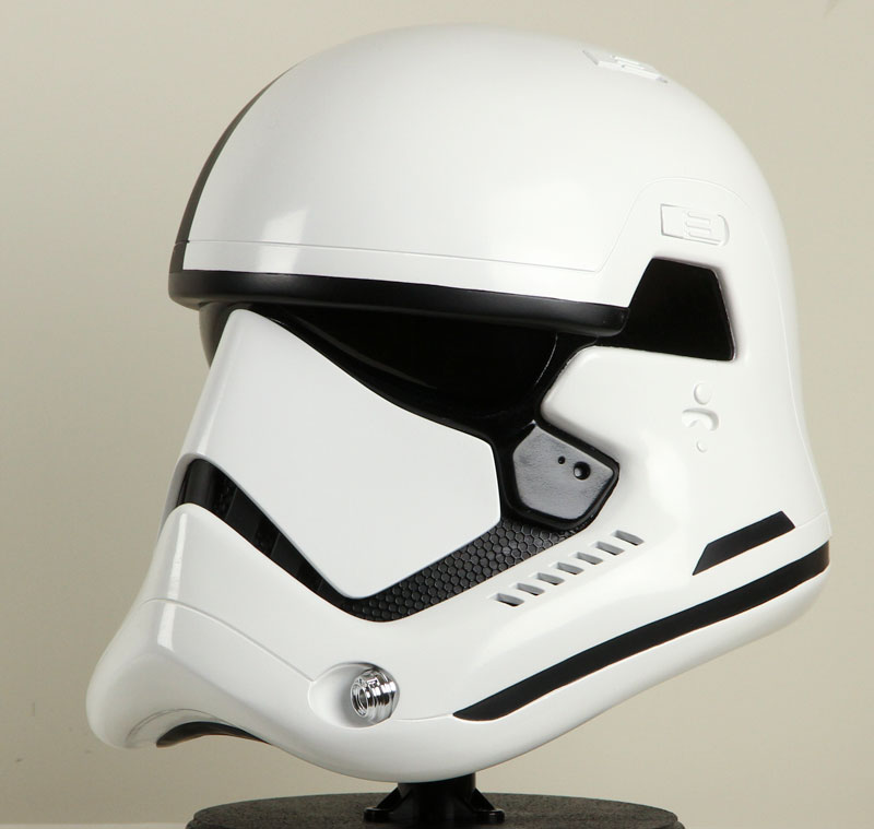 Denuo-Novo-TLJ-First-Order-Executioner-Premier-Helmet-2.jpg