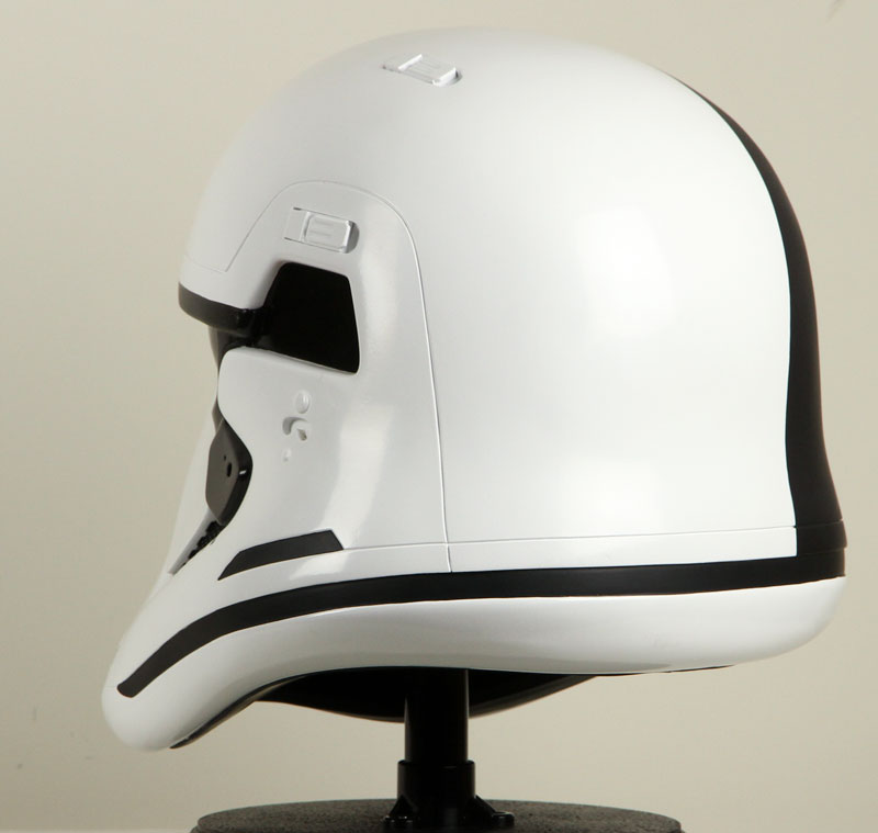 Denuo-Novo-TLJ-First-Order-Executioner-Premier-Helmet-4.jpg