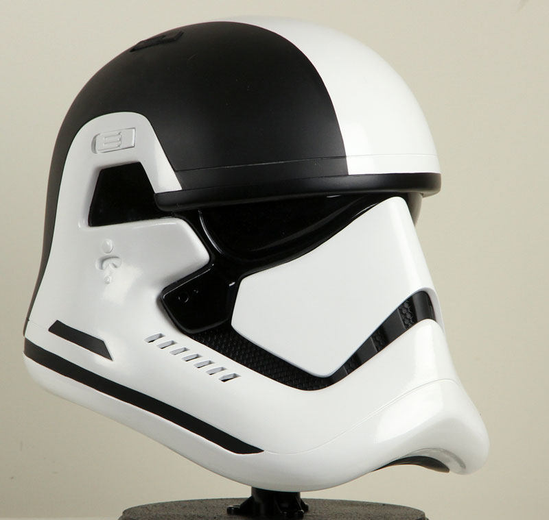 Denuo-Novo-TLJ-First-Order-Executioner-Premier-Helmet-8.jpg