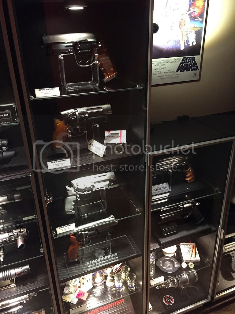 Display%20Case_zpskupua3ie.jpg