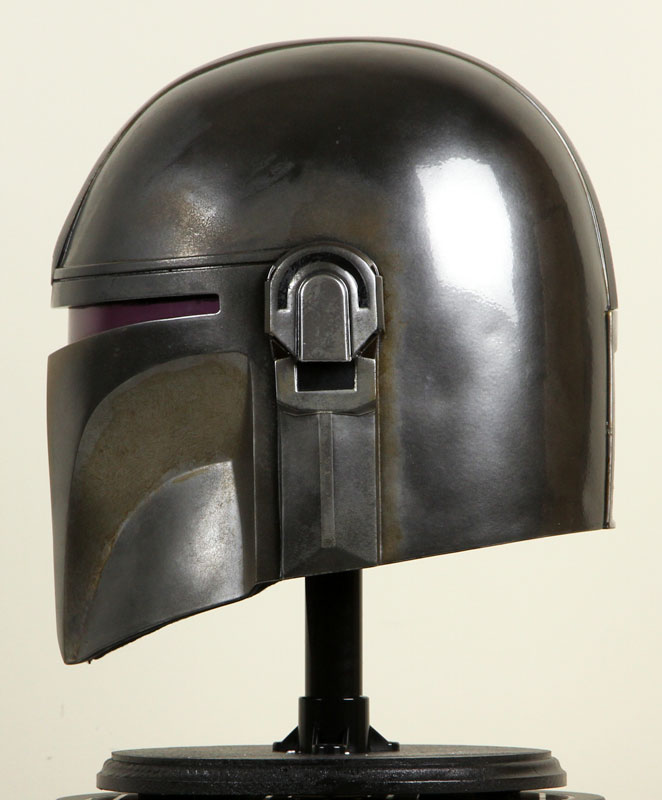 DN-Mandalorian-Battle-Damaged-3.jpg