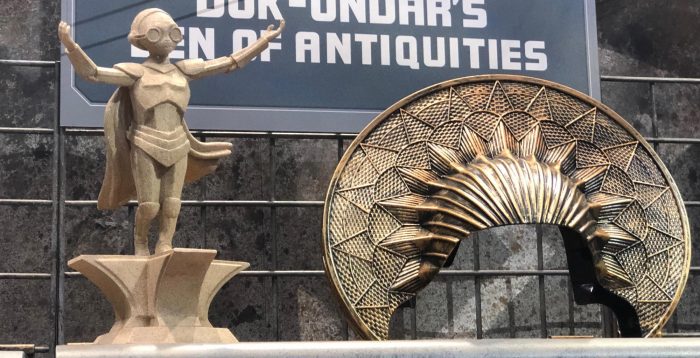 dok-ondar-maz-statue-and-headdress.jpg