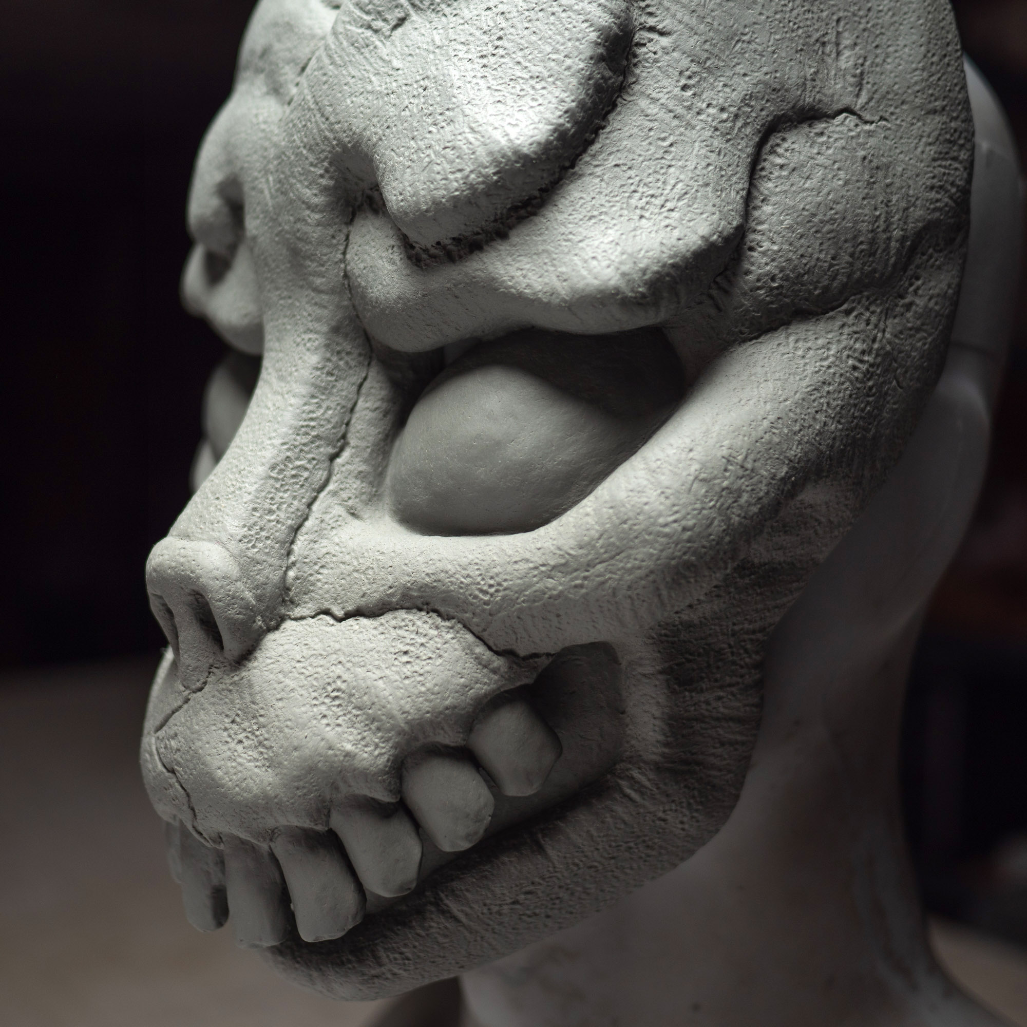 donnie-darko-frank-mask-sculpting-5.jpg