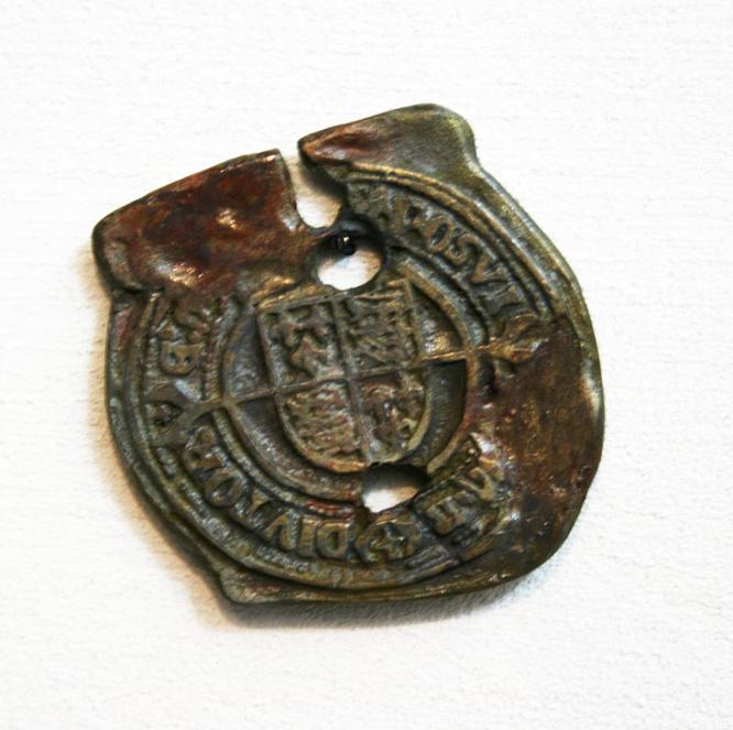 doubloon-666x663.jpg