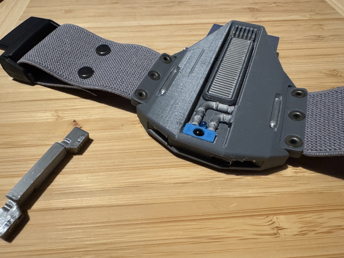 Dune Shield with electronics_3.jpg