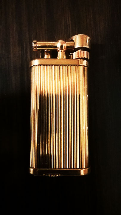 Dunhill Unique Gold gas s.jpg
