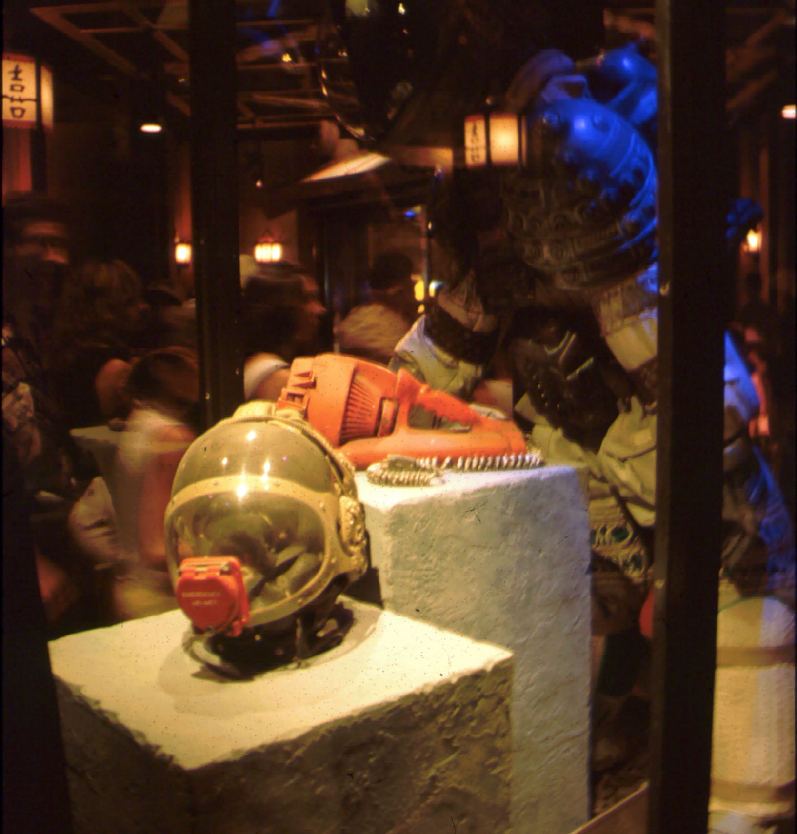 emergency_helmet_and_torch.jpg