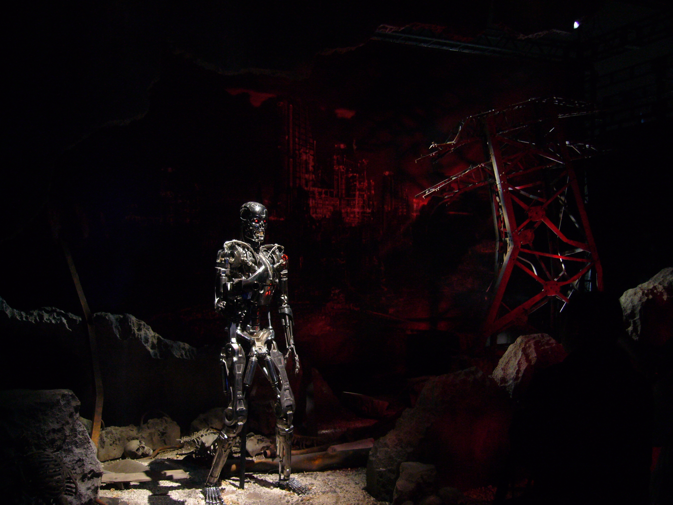 Endoskeleton - Tokyo Japan Museum Robot Science - 01 - 001.jpg