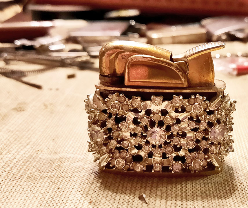 Evans Rhinestone 2 Brass 01.jpg