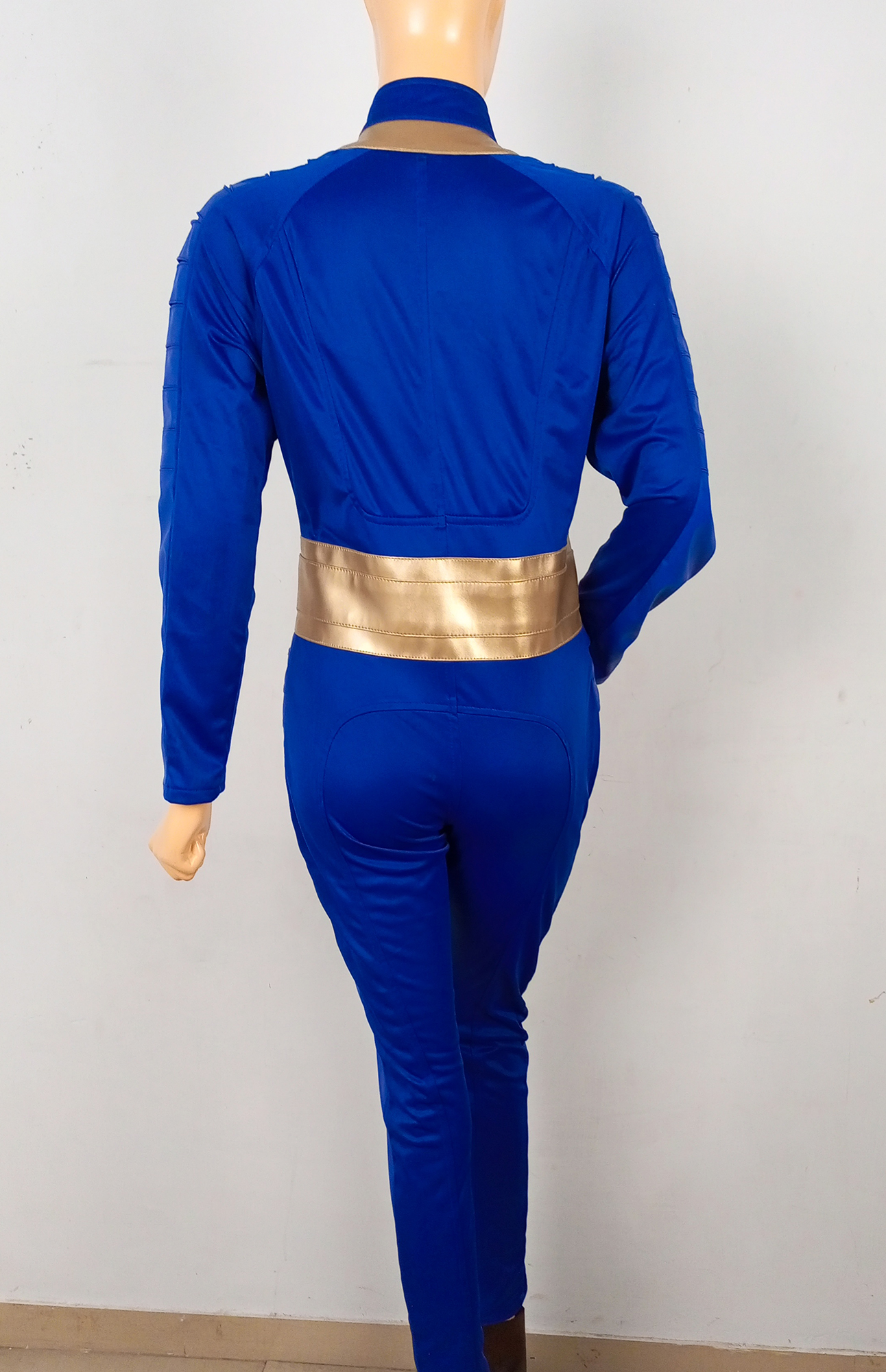 Fallout vault suit ELSMV1138 Back.jpg