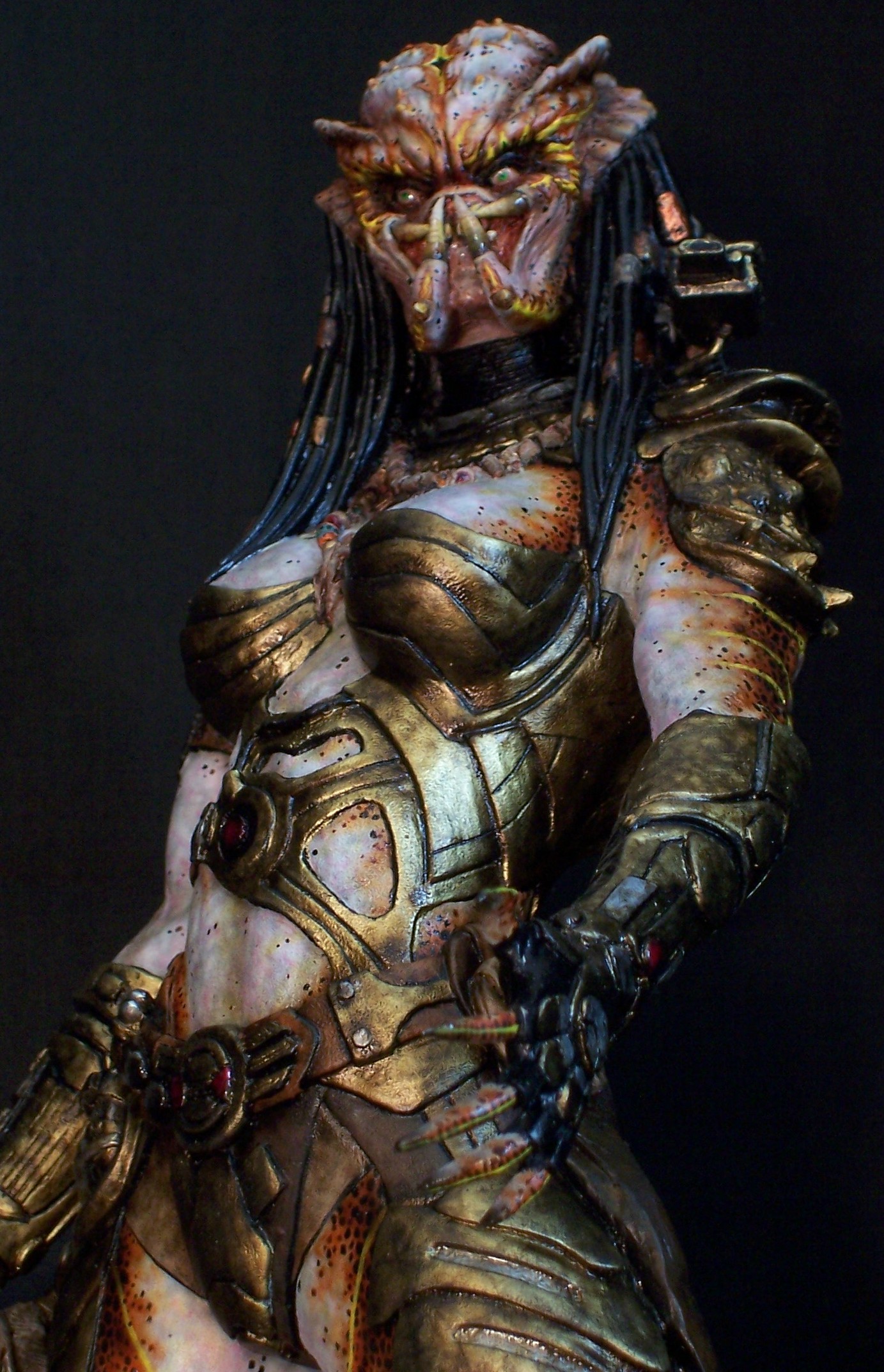 femalepreddone9.jpg