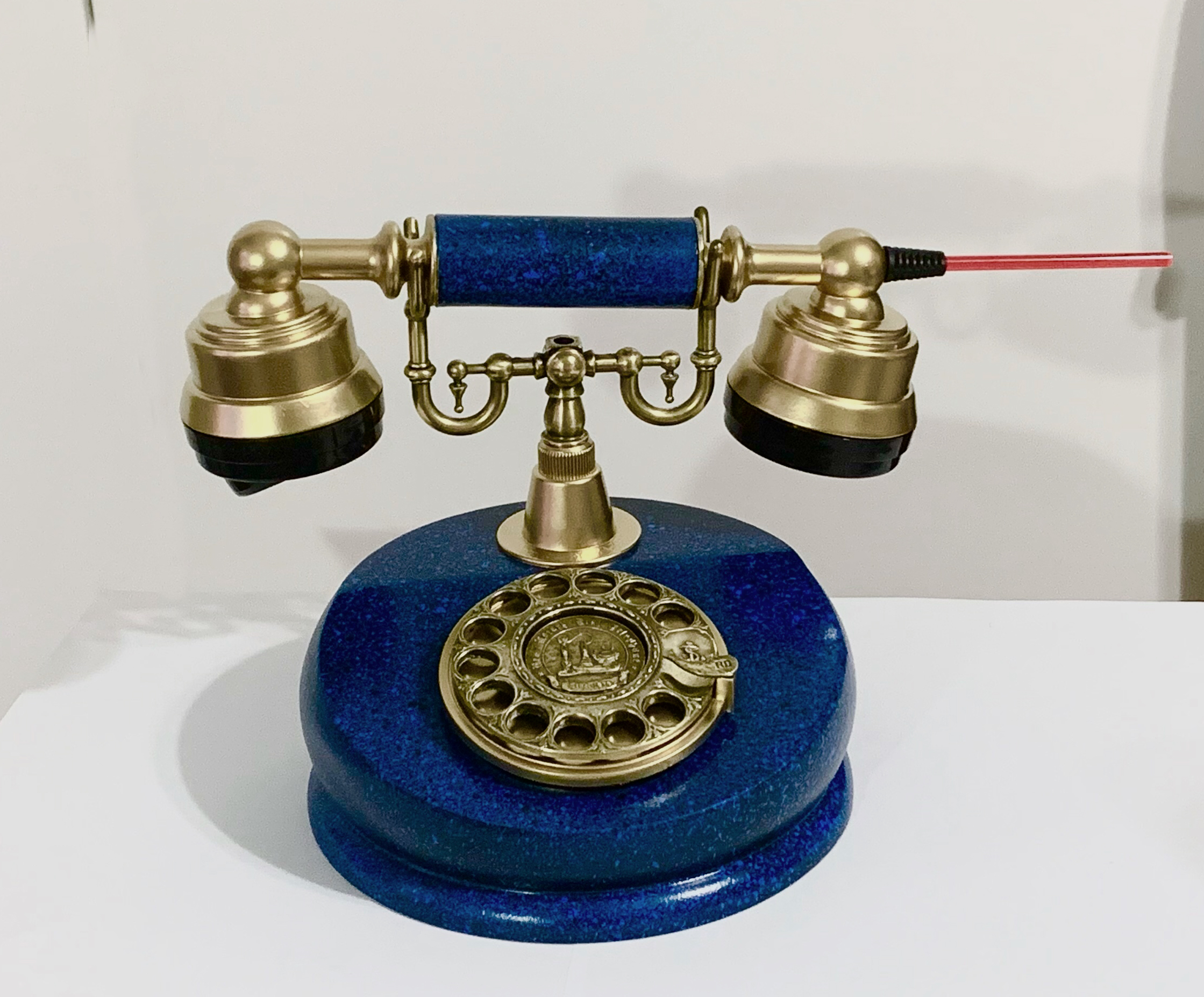 FHLOSTONE PHONE REPLICA.jpg