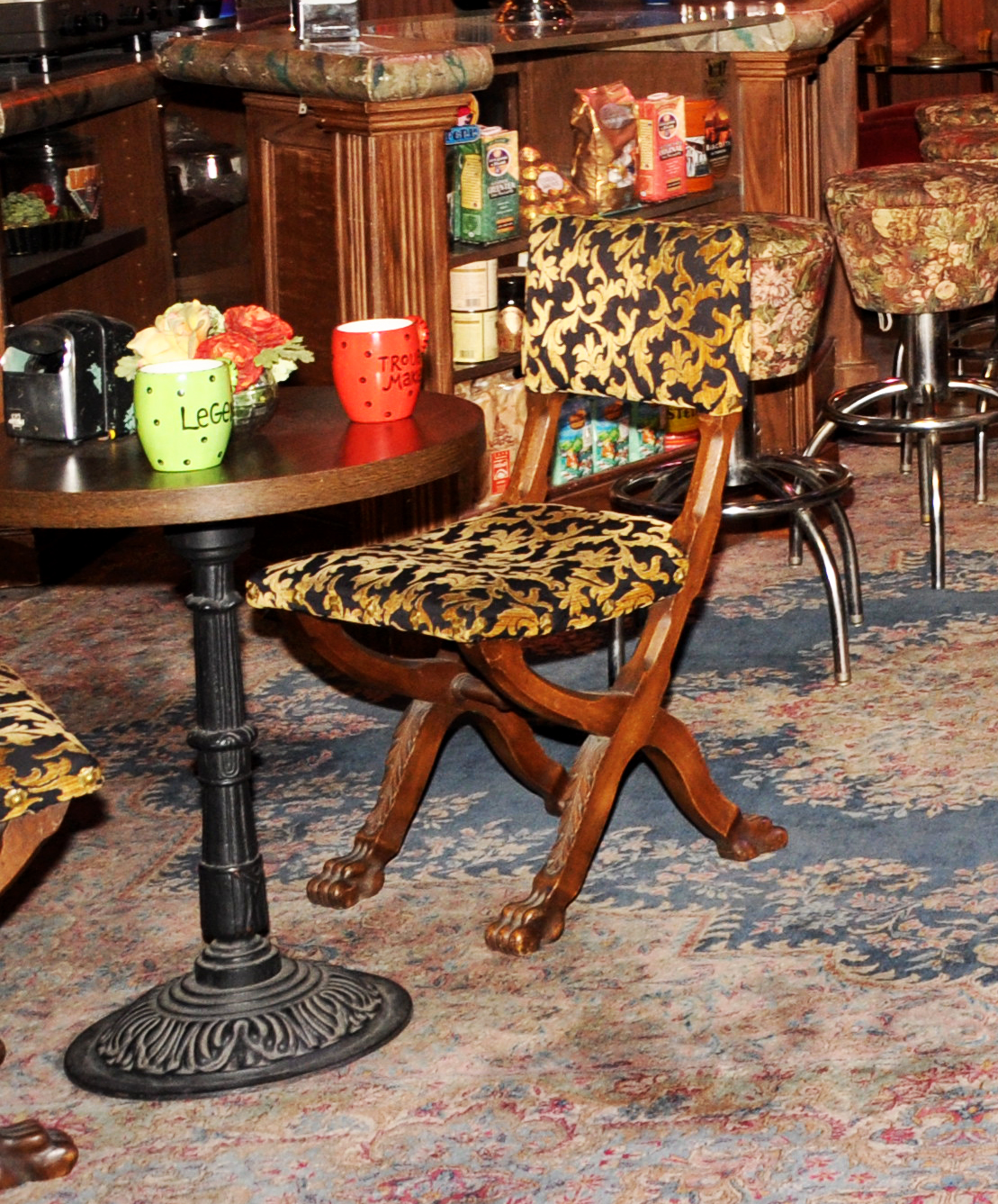 Friends Chair 1.jpg