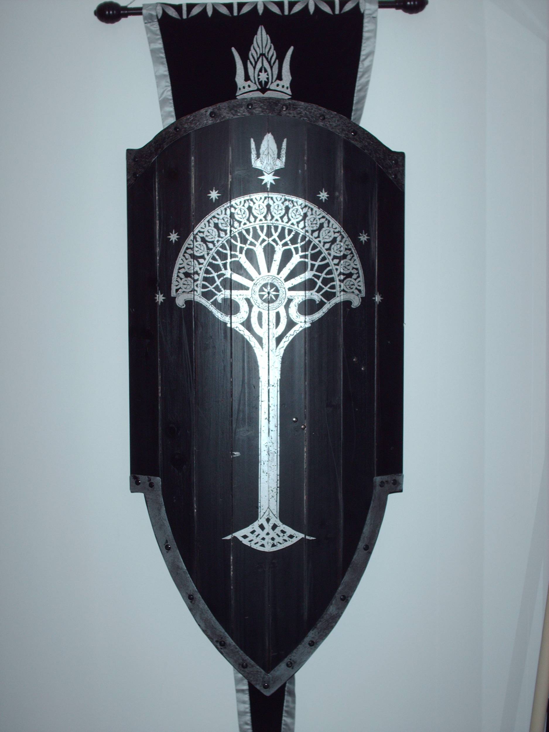 gondor_shield_2008.jpg