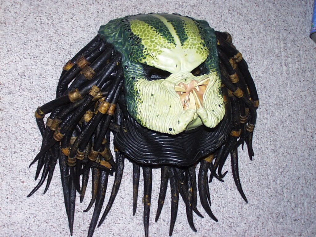 guantletmask1003.jpg