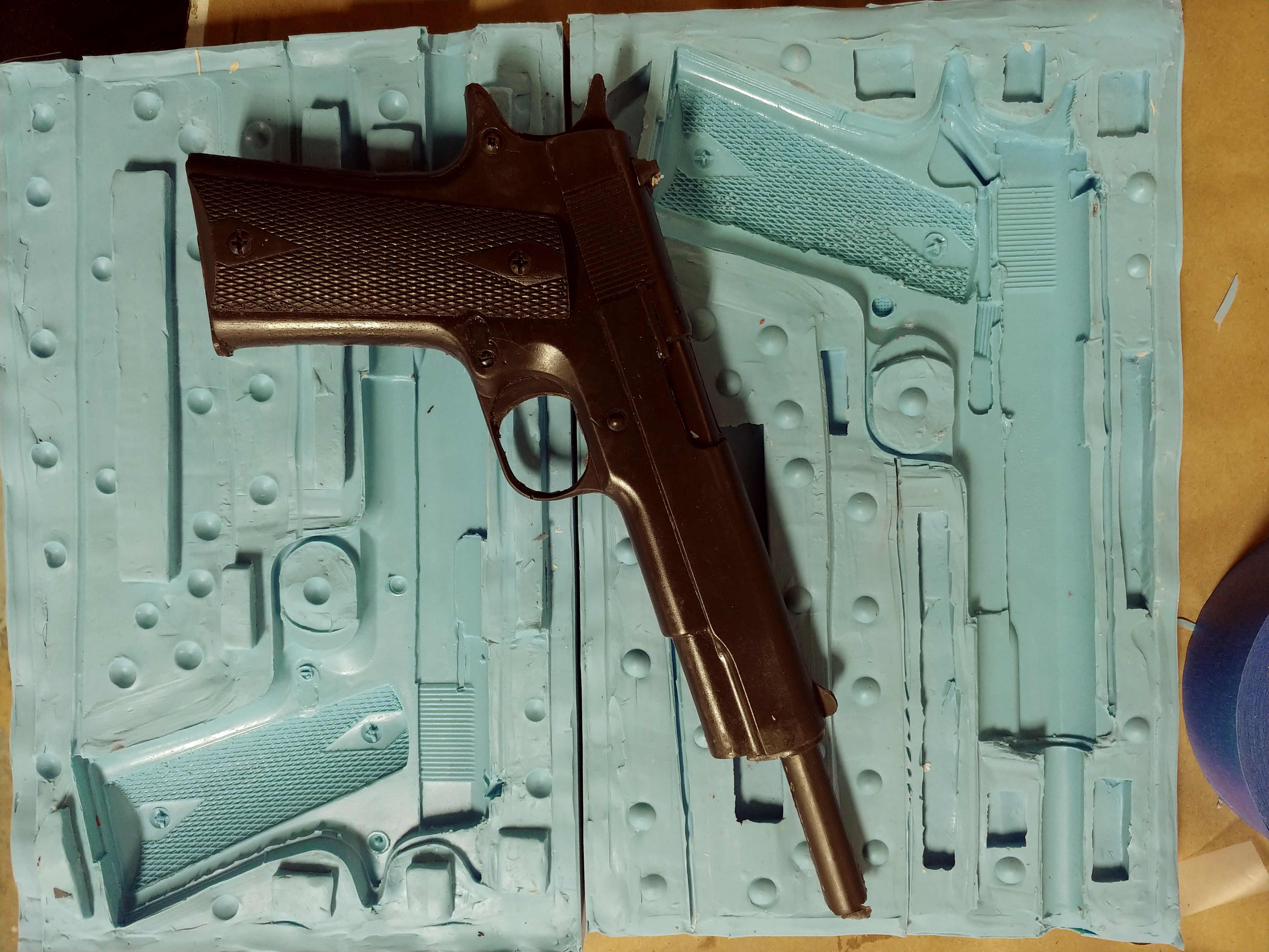 gun.jpg