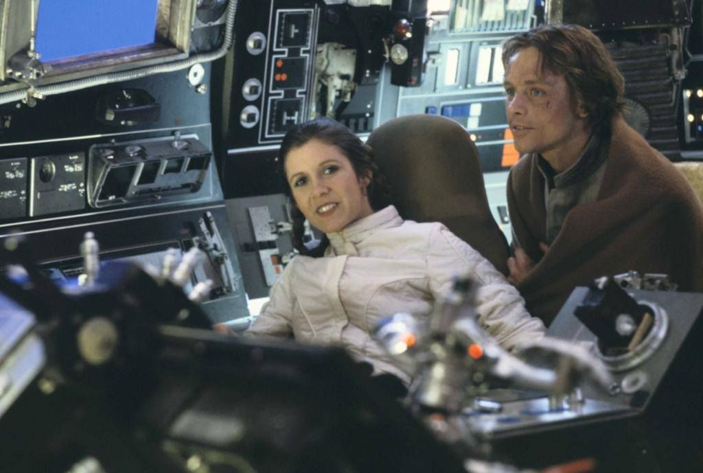 Hamill20Fisher20ESB20Falcon_zpsesaldfho.jpg