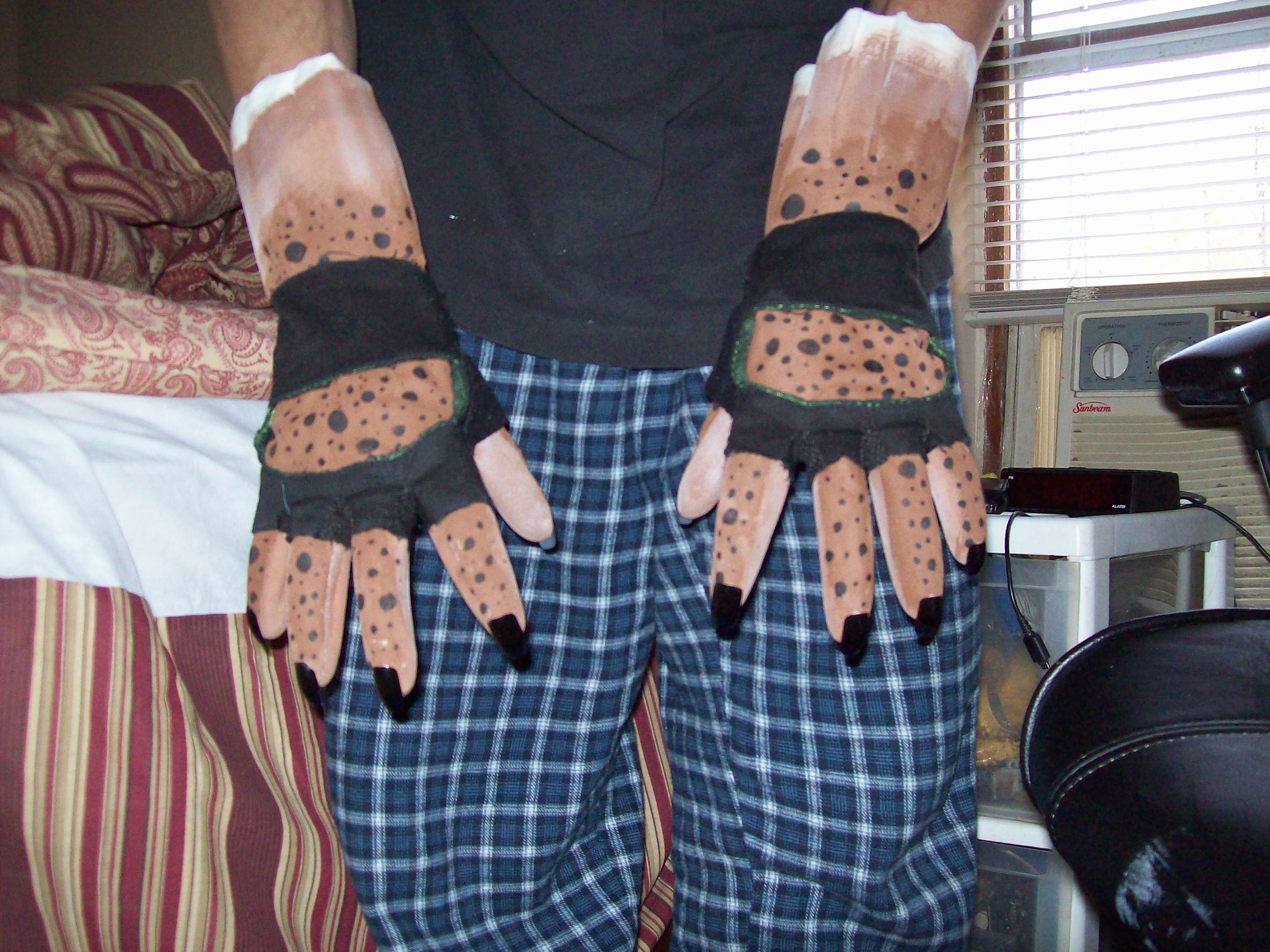 hand2.jpg