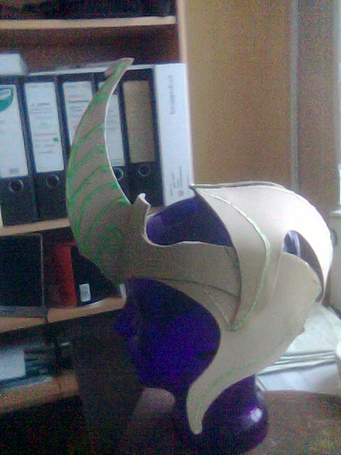 helm1.jpg