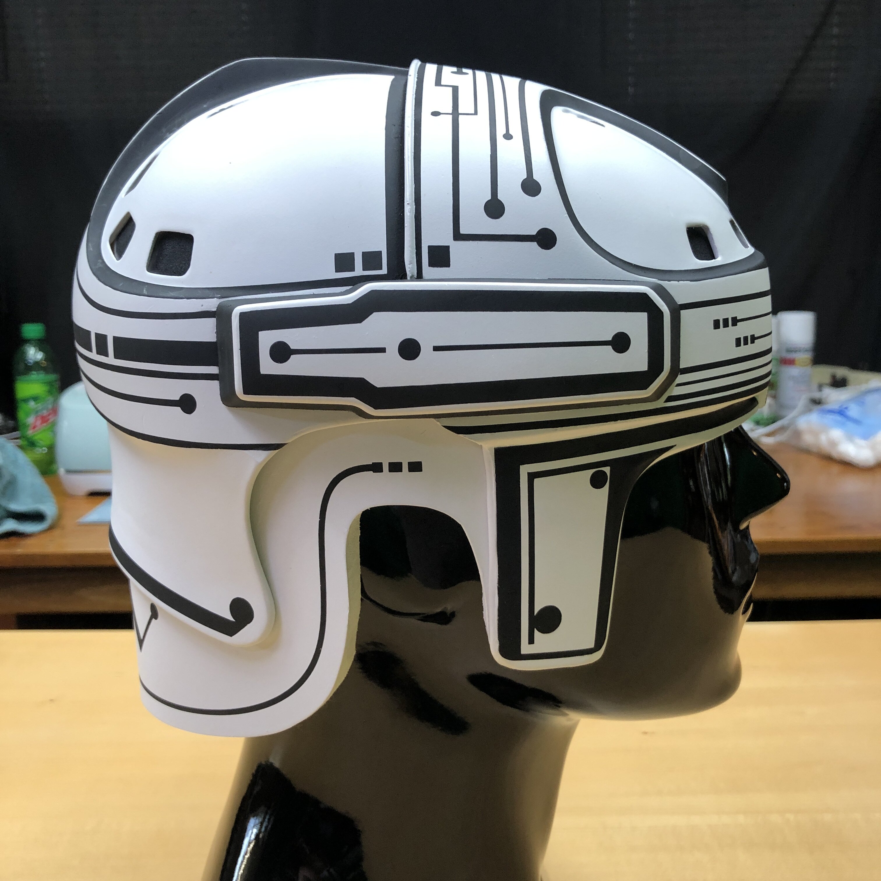 helmet-2.jpg