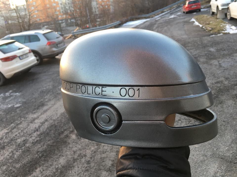 helmet_old.jpg