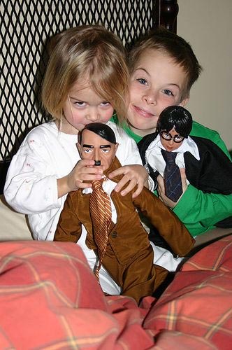 hitler_dolls.jpg