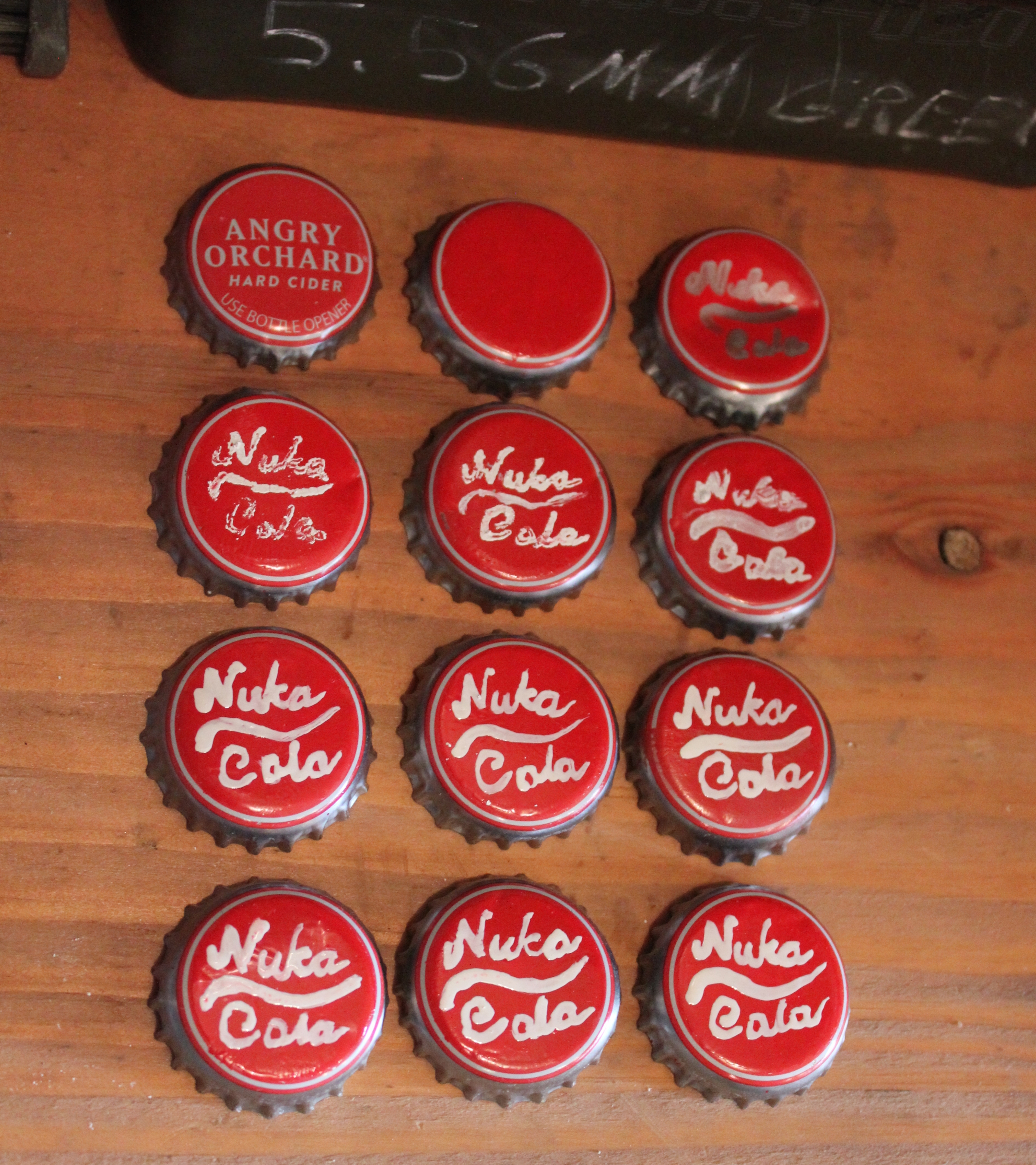 Nuka Cola Bottle Cap Pins #FallOut #Bethesda #PS5 red, distressed 