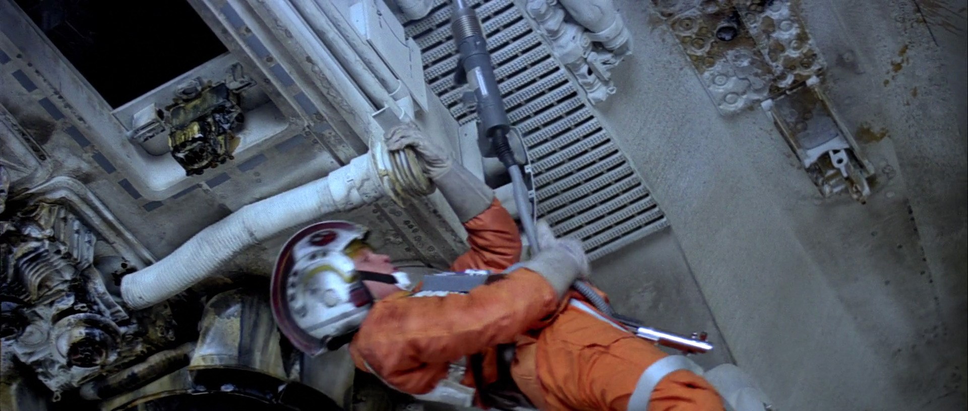 hothgrapplinggun.jpg