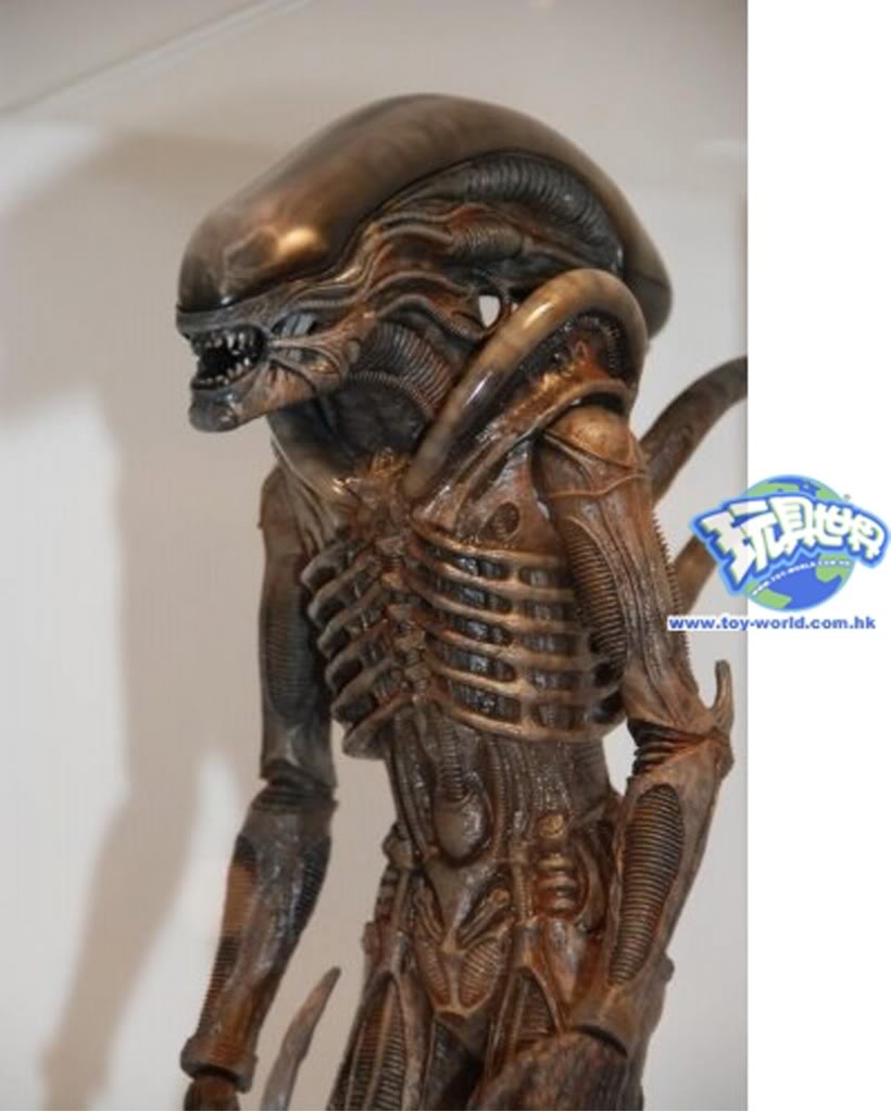 HottoysAlien.jpg