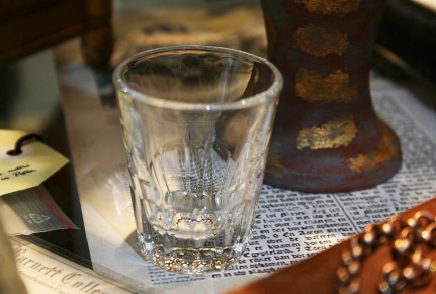IJglass1-862x581.jpg