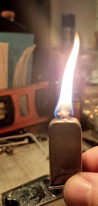 IMCO Safety Lighter 06 Tank Lit.jpg