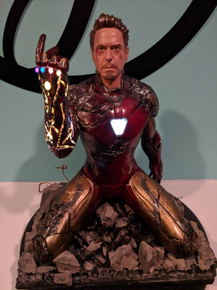 iron man snap statue