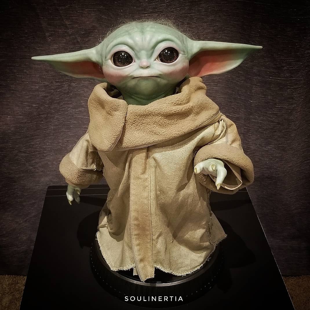 Hot toys baby yoda discount