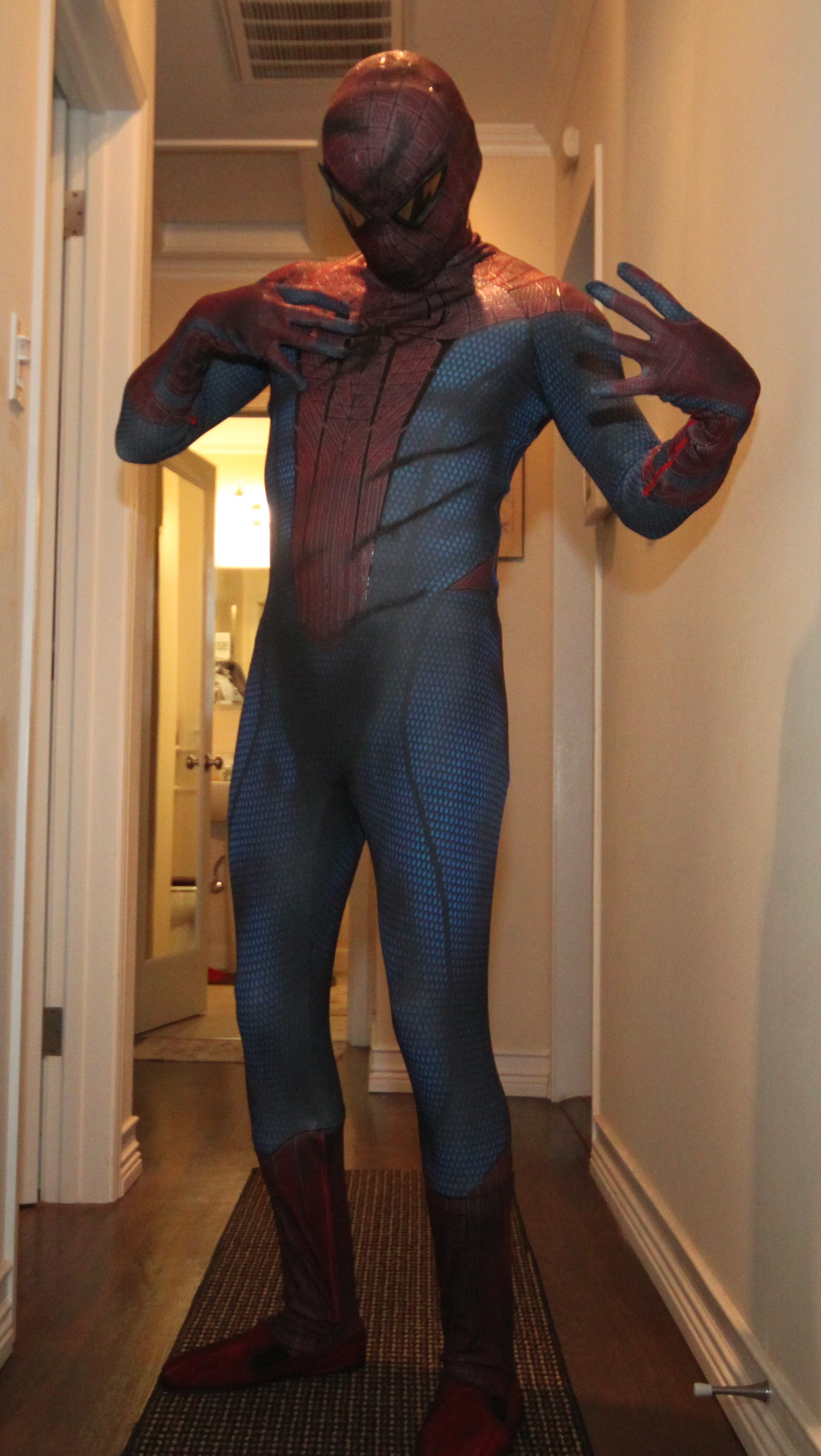 My Amazing Spider-Man suit battle damaged | RPF Costume and Prop Maker  Community