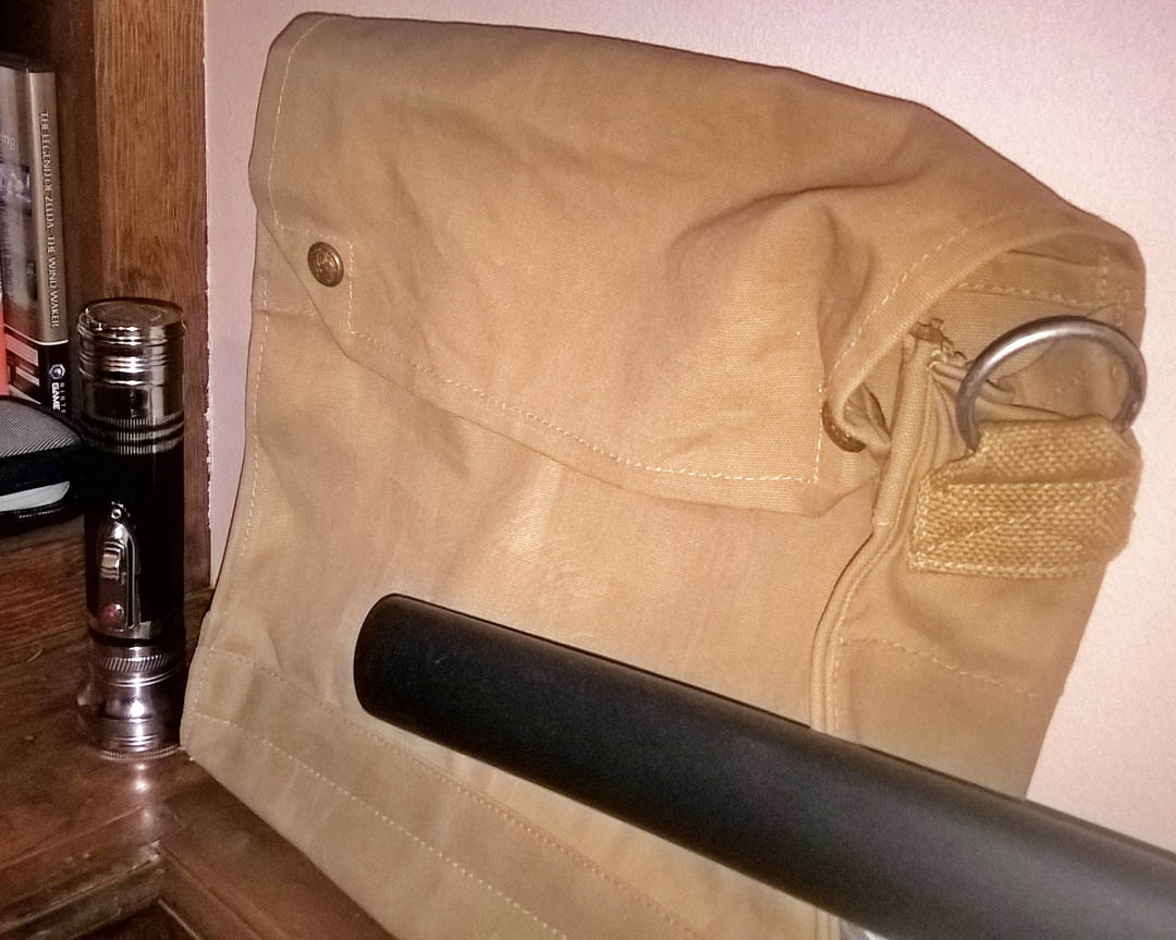 Indy Flashlight and Bag 01s.jpg