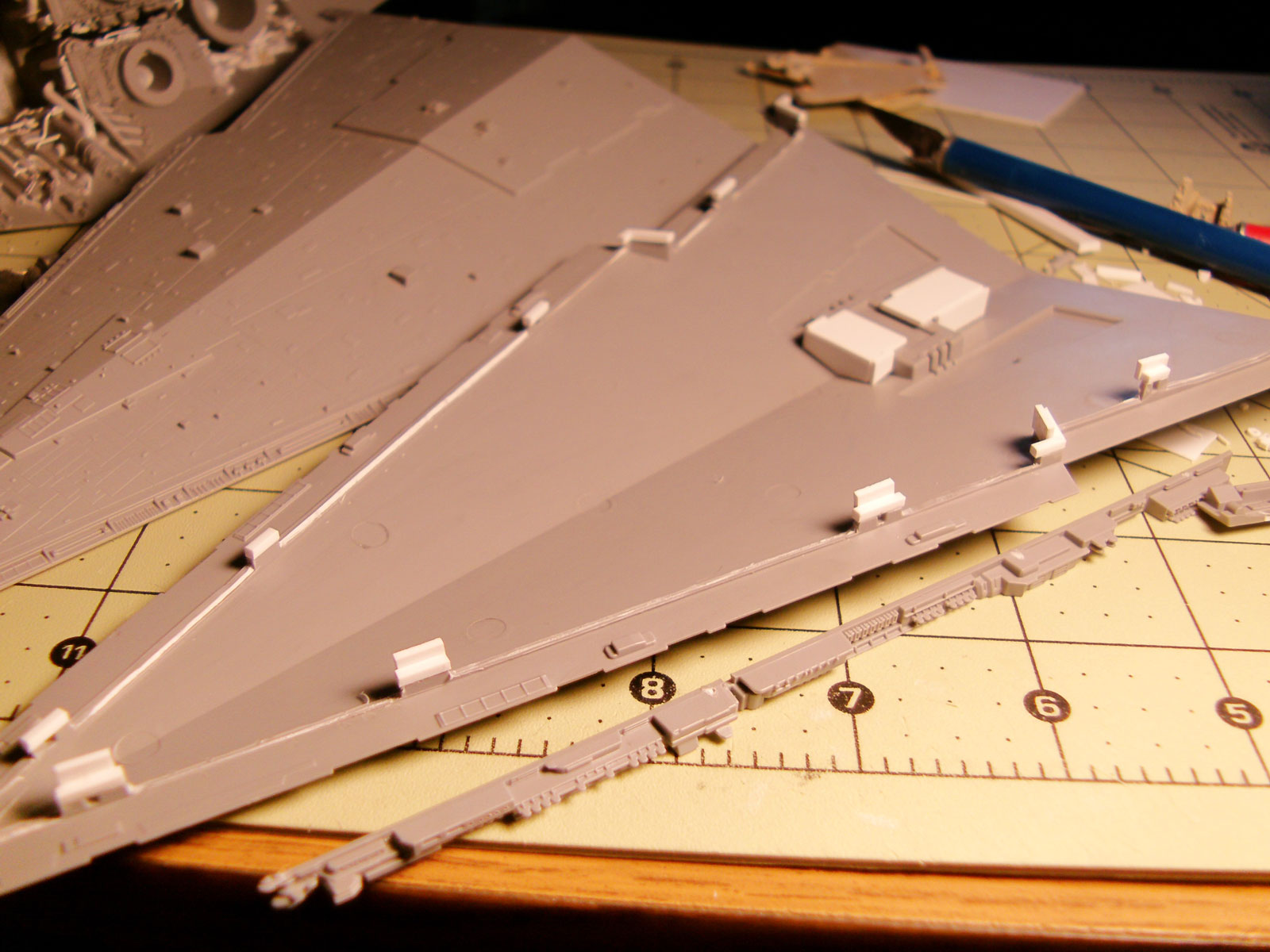 Inside-front-hull-lifts.jpg
