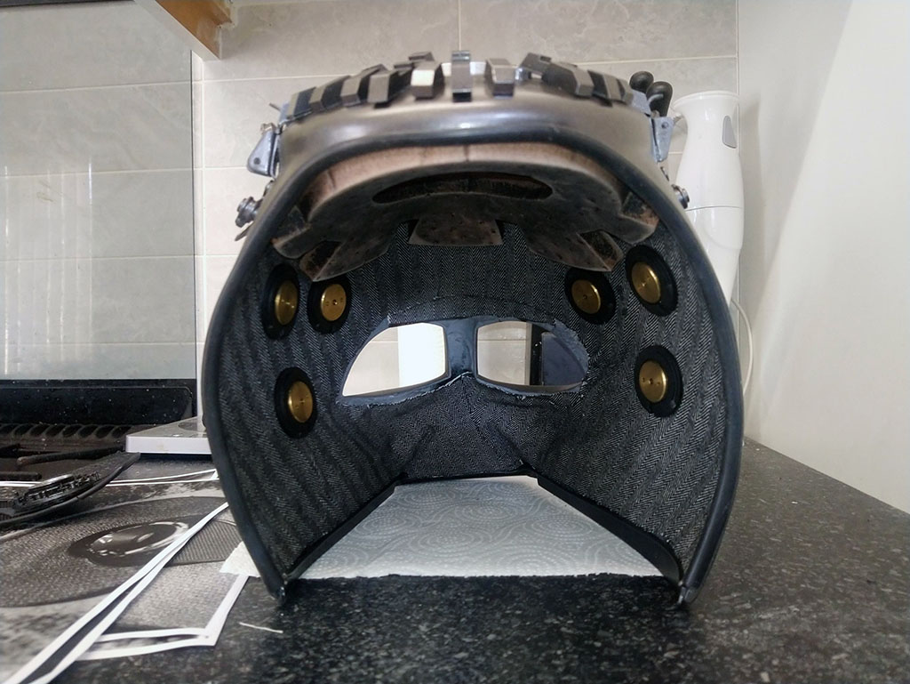inside2.jpg