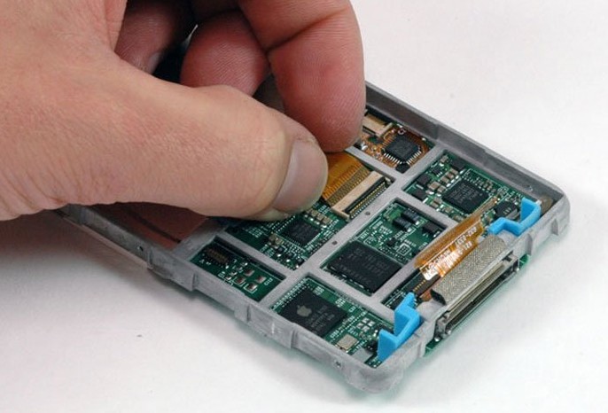 ipod inside.jpg