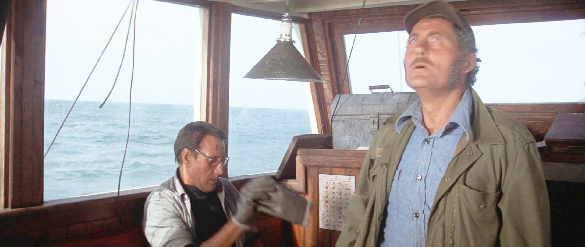 Jaws screen grabe (153).jpg
