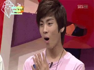 jonghyun-amazed.gif