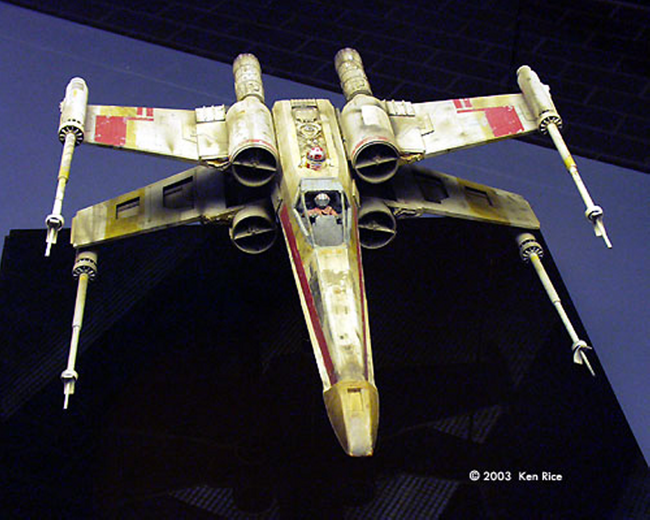 kg-red2-xwing-reference-010.jpg