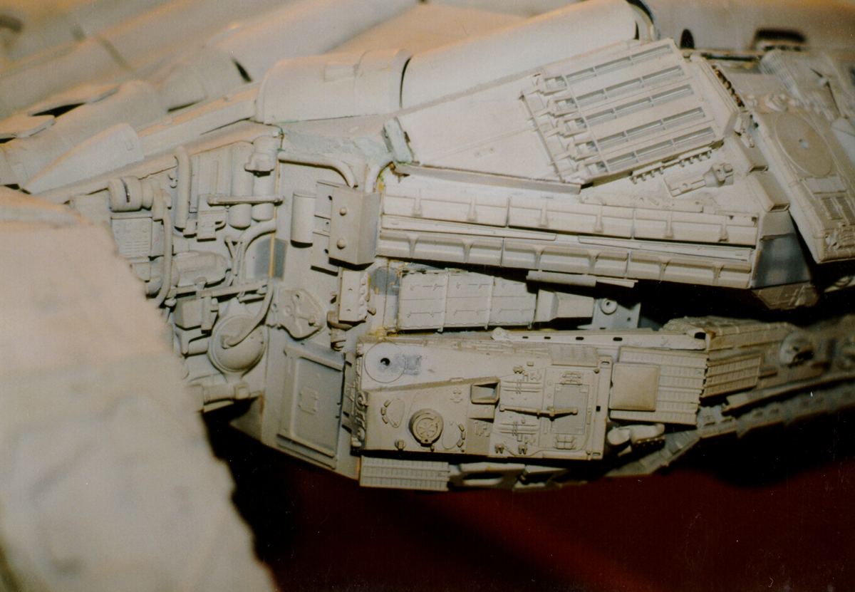KG-TOS_BATTLESTAR-STUDIO_MODEL_ENGINE-REFERENCE-006.jpg
