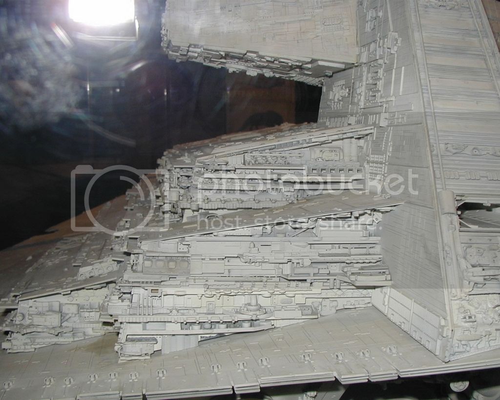 KG_AVENGER_STUDIO_MODEL-022%201_zpsgymwd1sz.jpg