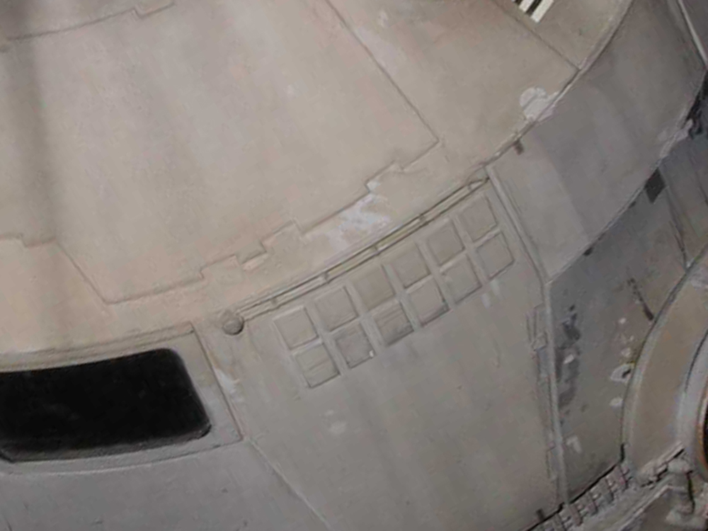 kg_escape-pod_studio_model-003_crop_small.jpg