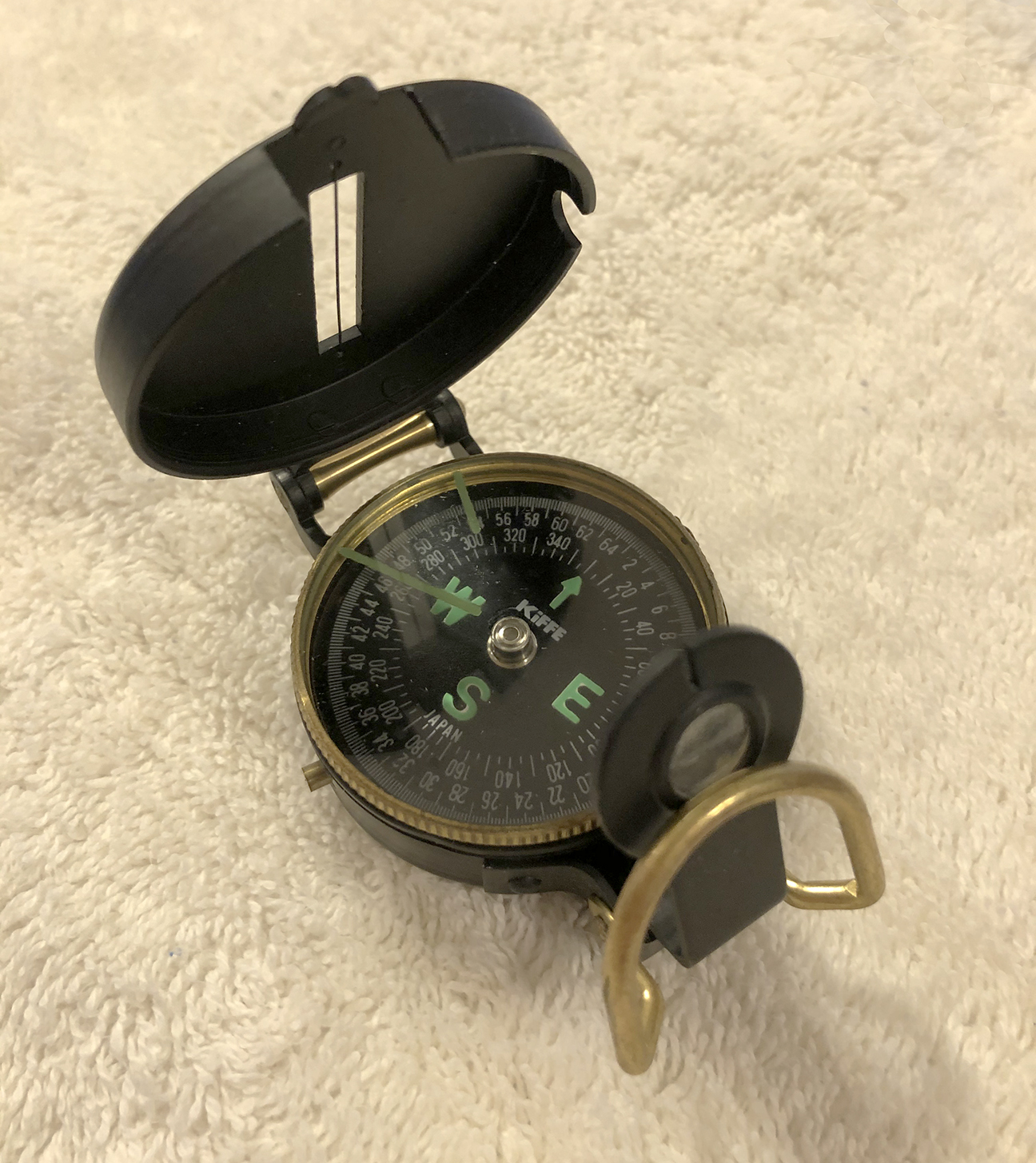 kiffe_compass_2.jpg